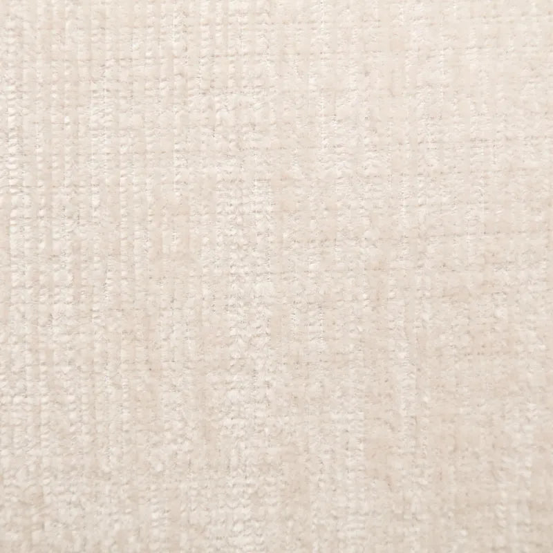 Le fauteuil baquet pivotant Chenille est doté d'une base métallique robuste et d'un design ergonomique.