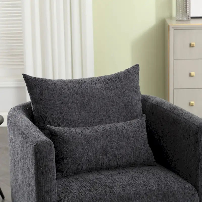Le fauteuil baquet pivotant Chenille est doté d'une base métallique robuste et d'un design ergonomique.